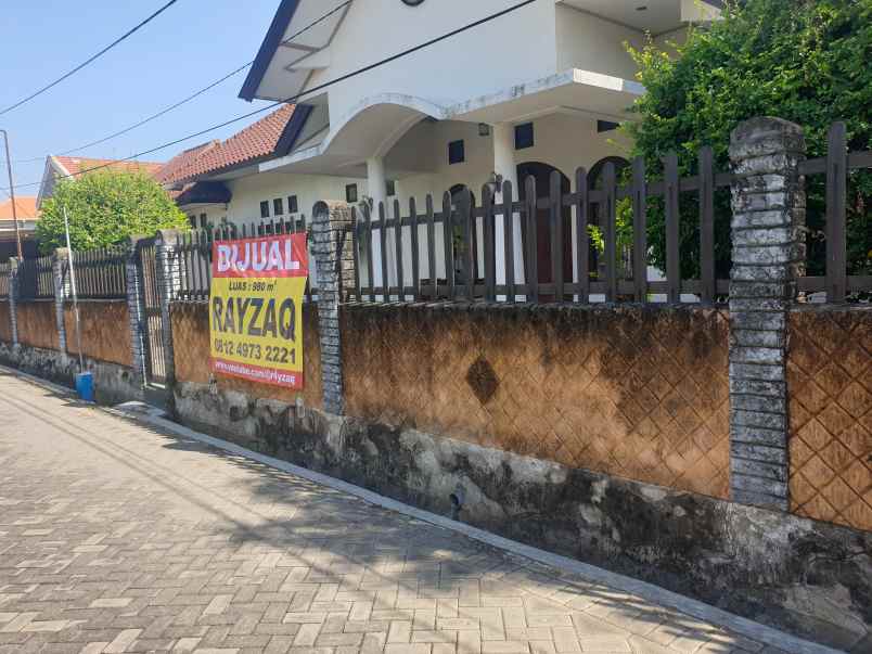 dijual rumah jalan anjasmoro pasuruan