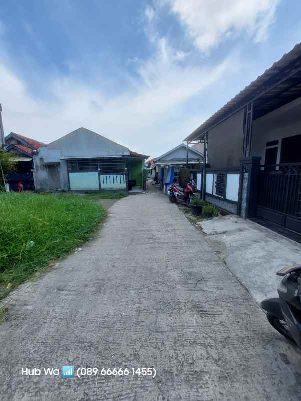 dijual rumah jalan belimbing kosambi