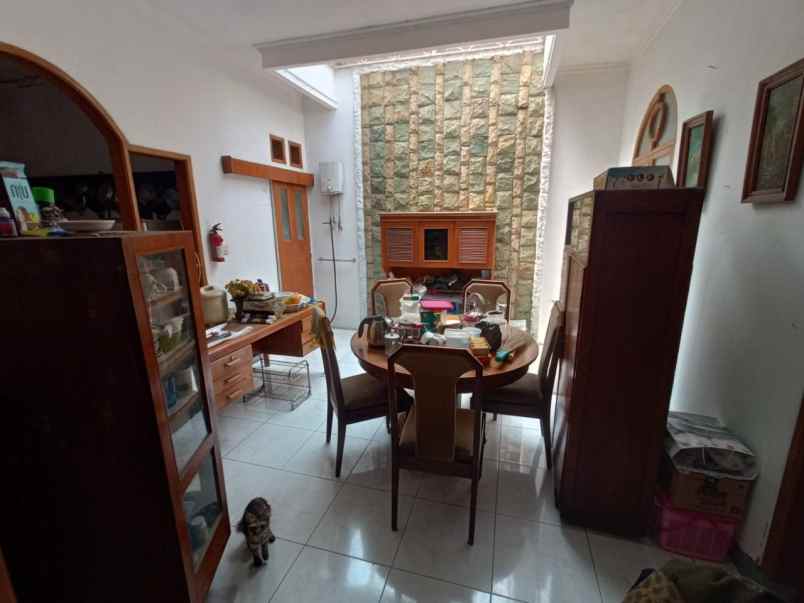 dijual rumah jalan bumi prima