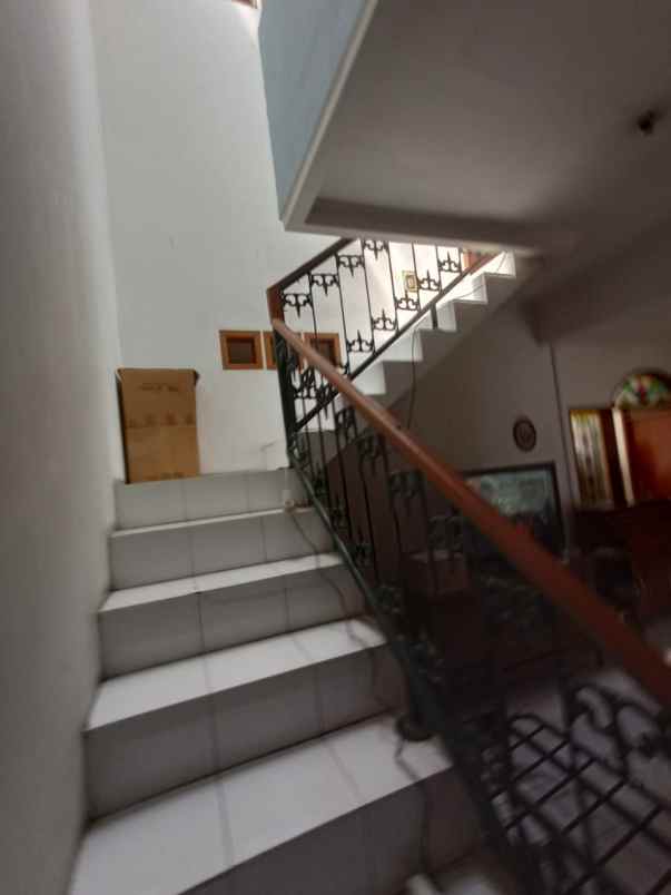 dijual rumah jalan bumi prima