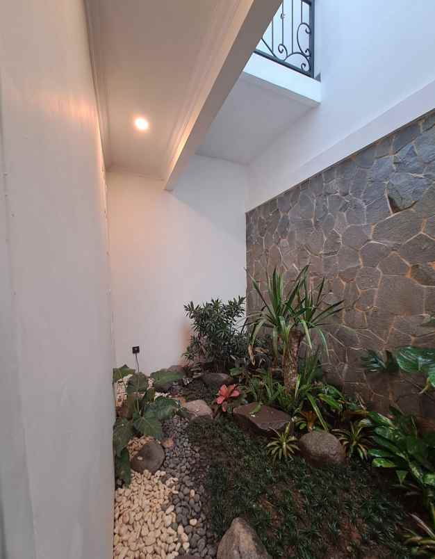 dijual rumah jalan kahfi 2 jagakarsa