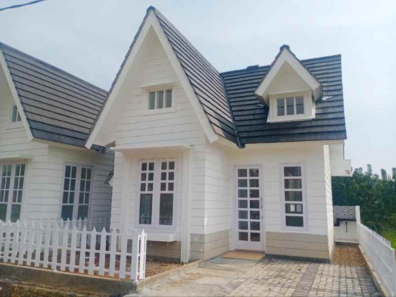 dijual rumah jalan manunggal 51