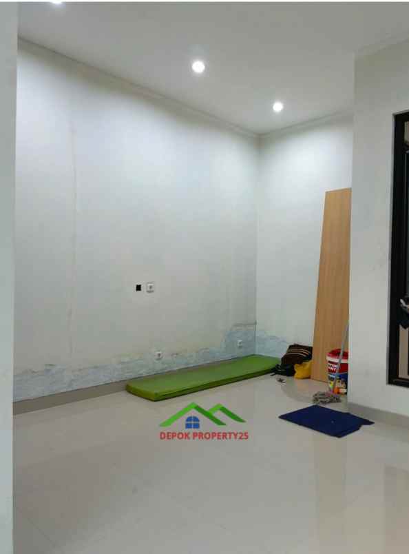 dijual rumah jalan rangkapan jaya