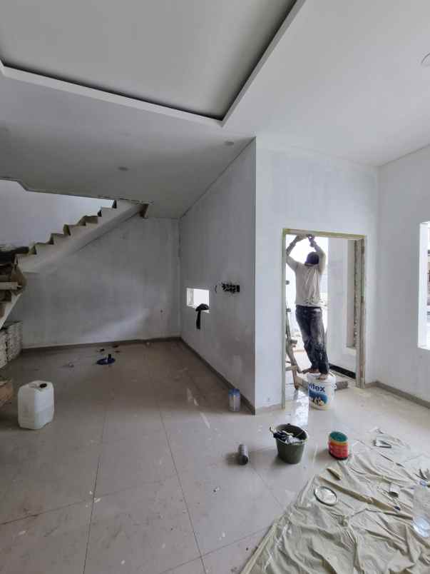 dijual rumah jalan rangkapan jaya