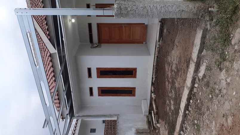 dijual rumah jalan raya citayam desa