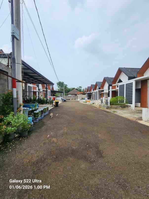 dijual rumah jalan raya kalimulya