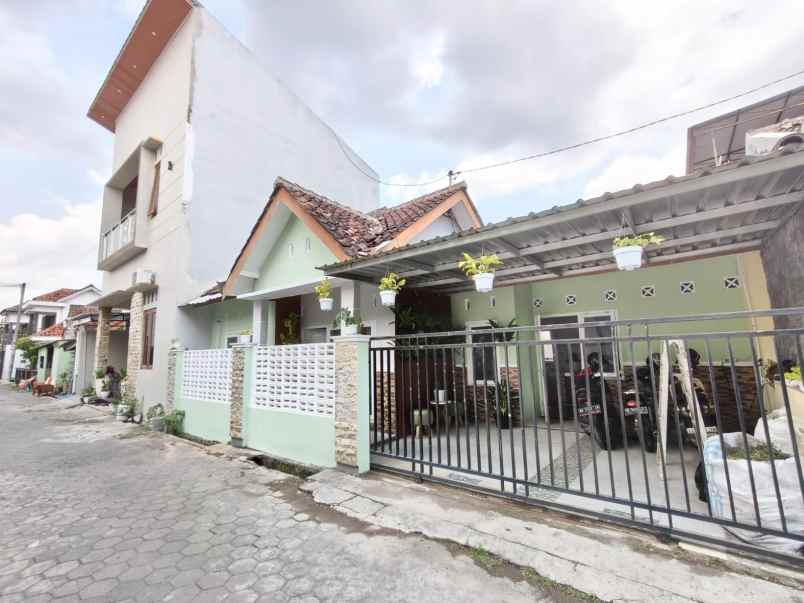 dijual rumah jambidan banguntapan