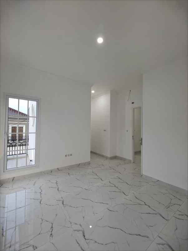 dijual rumah jatiwaringin bekasi