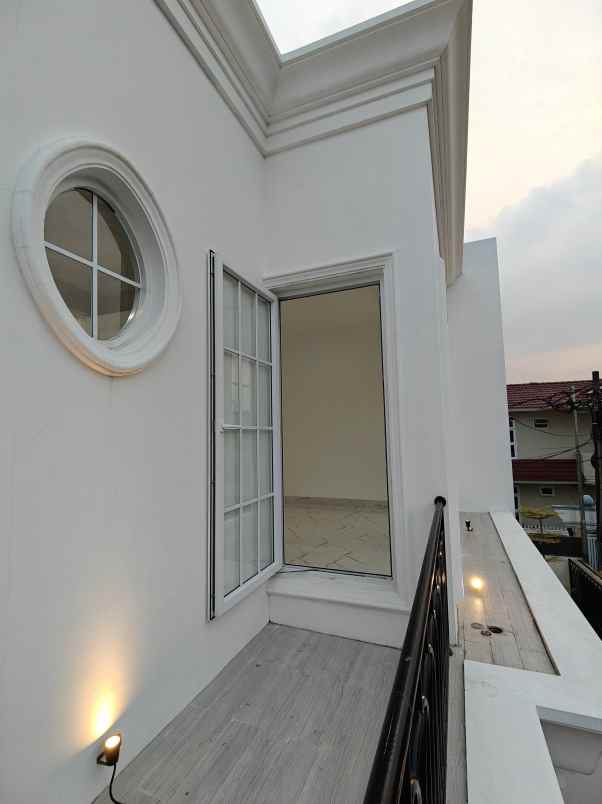 dijual rumah jatiwaringin bekasi