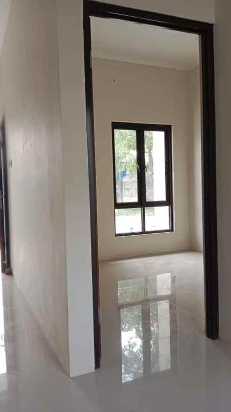 dijual rumah jl ceger raya jurang mangu
