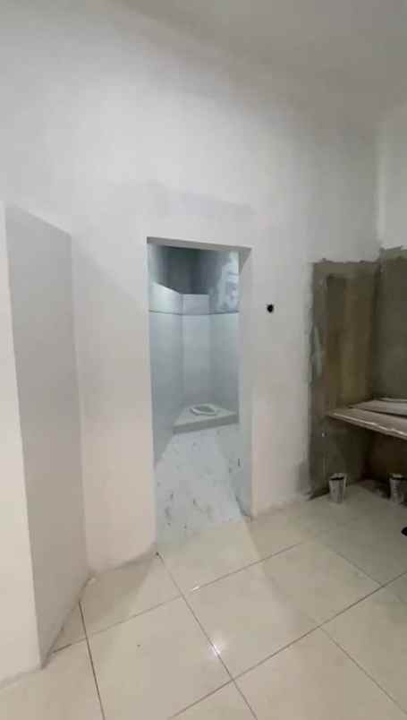 dijual rumah jl ekonomi padasuka