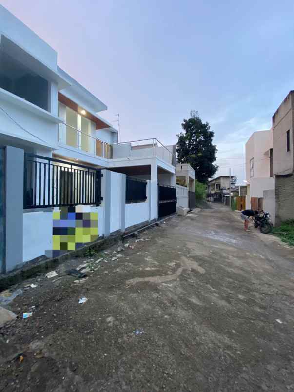 dijual rumah jl ekonomi padasuka