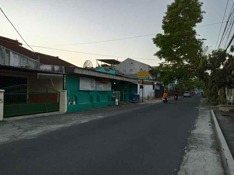 dijual rumah jl gurameh raya
