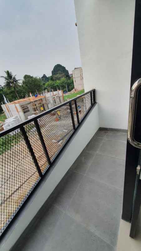 dijual rumah jl hergamanah iv gunung