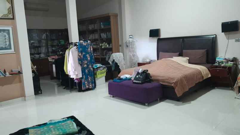 dijual rumah jl ibrahim adji kota bandung