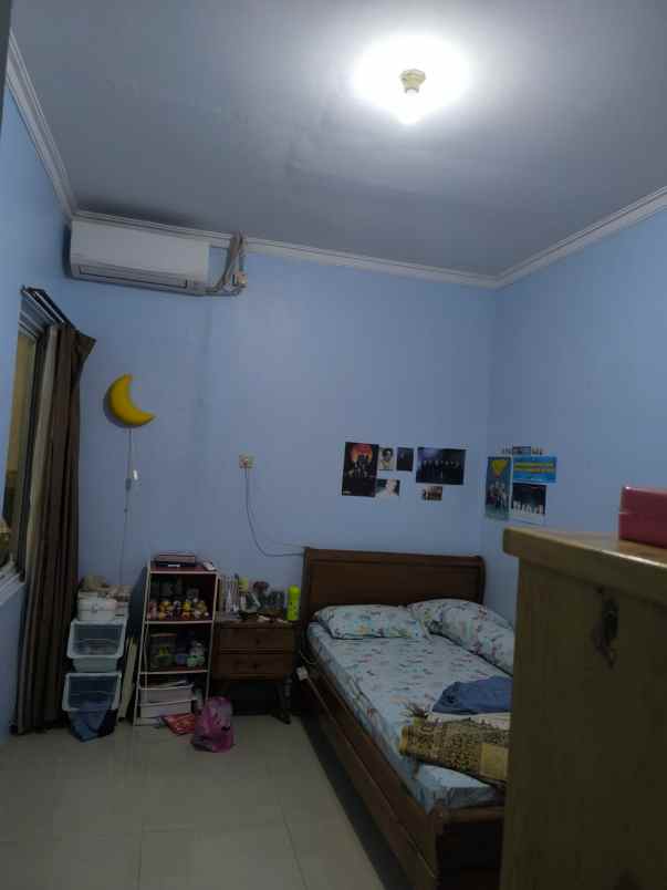 dijual rumah jl jatibening bekasi kota