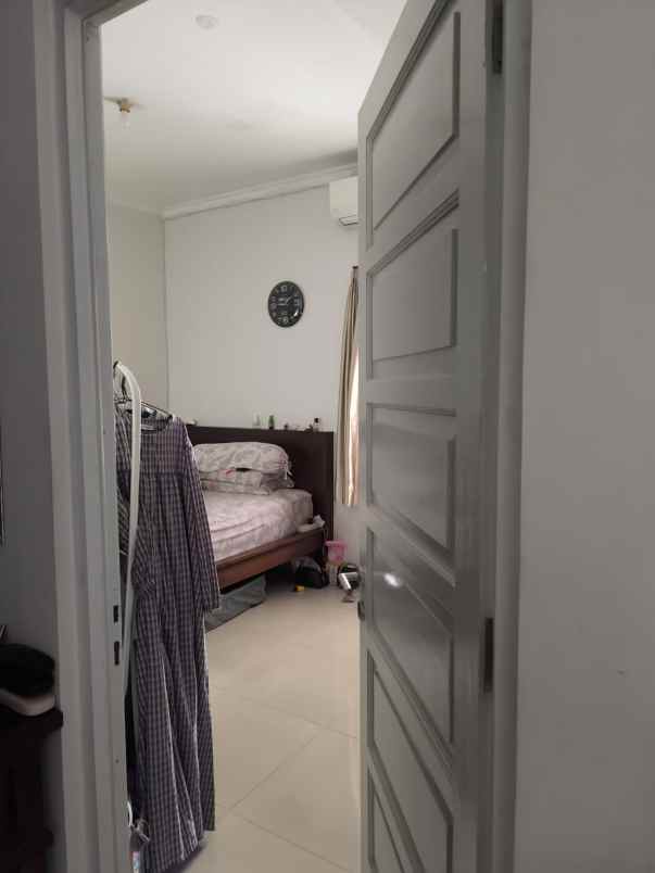 dijual rumah jl jatibening bekasi kota