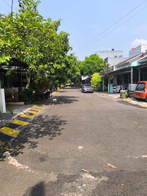 dijual rumah jl jatibening bekasi kota