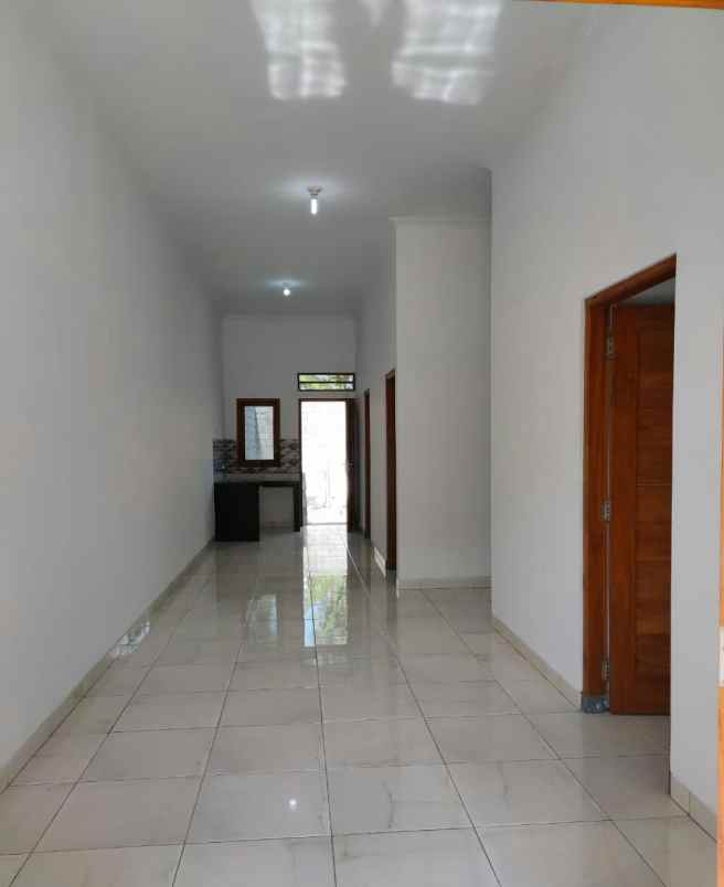 dijual rumah jl kaliurang km 12