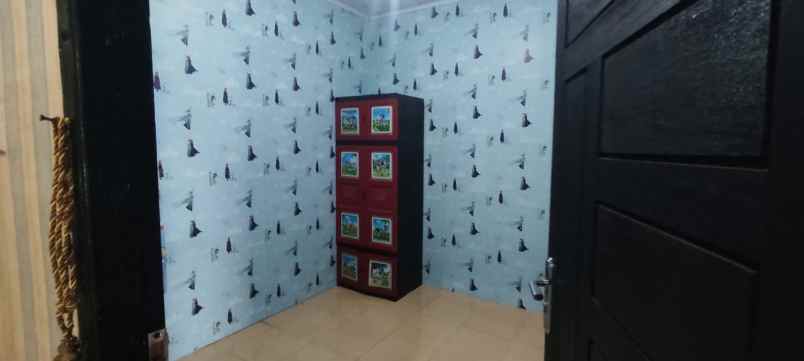 dijual rumah jl karya bersama