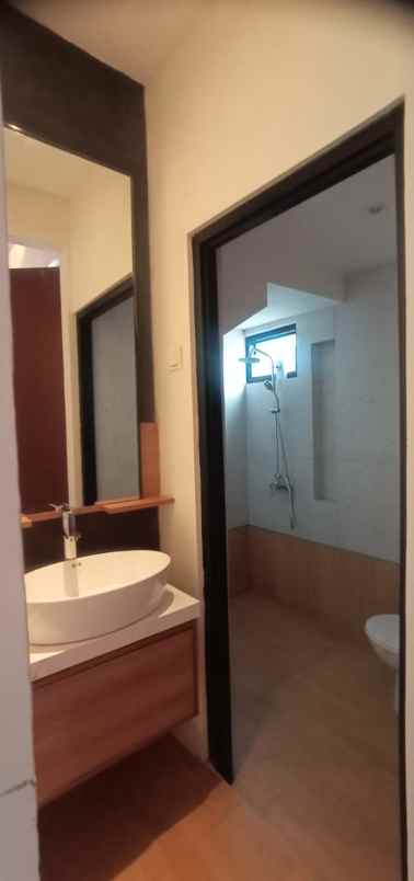 dijual rumah jl kemang kiara bogor