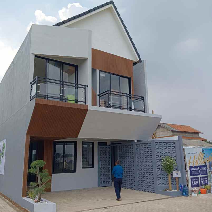 dijual rumah jl kemiri raya