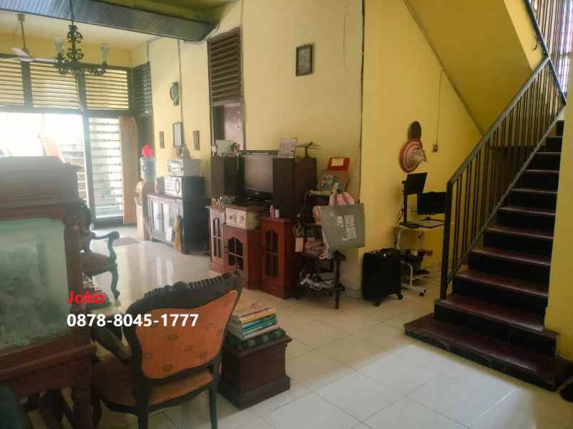 dijual rumah jl kramat