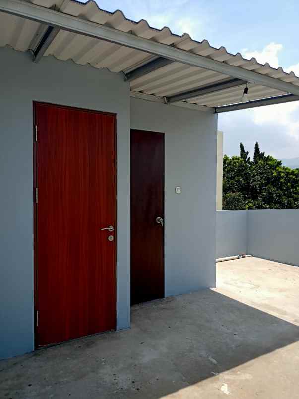 dijual rumah jl mekar mulya panyileukan