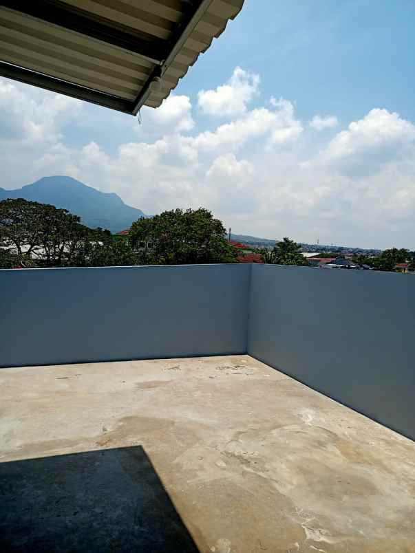 dijual rumah jl mekar mulya panyileukan