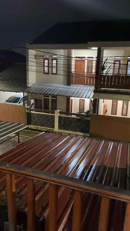 dijual rumah jl meteor andromeda