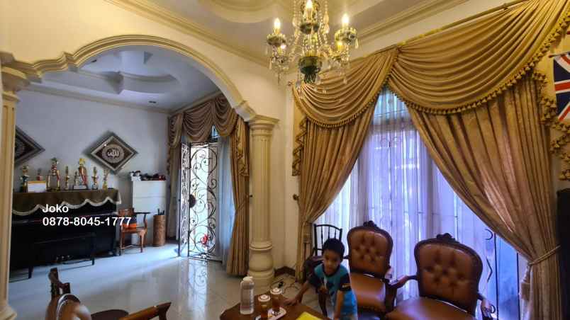 dijual rumah jl mustika jaya