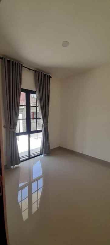 dijual rumah jl pandanwangi cibiru bandung