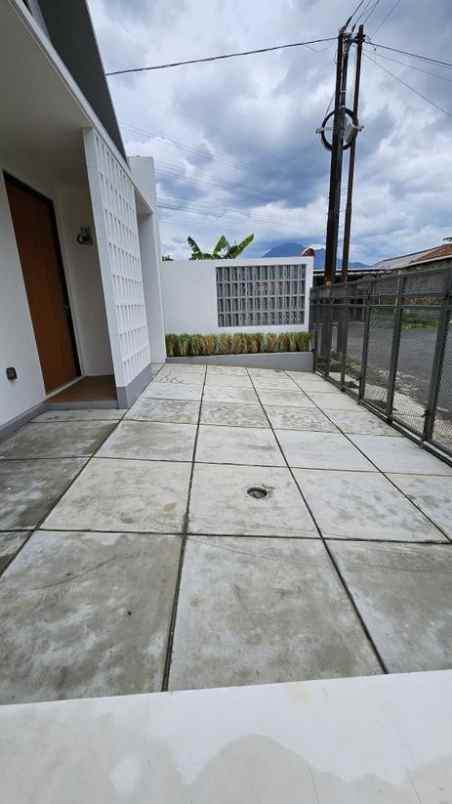 dijual rumah jl pandanwangi cibiru bandung
