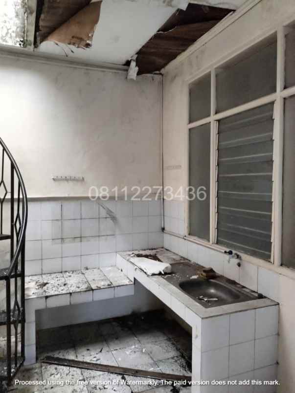 dijual rumah jl pondok mutiara