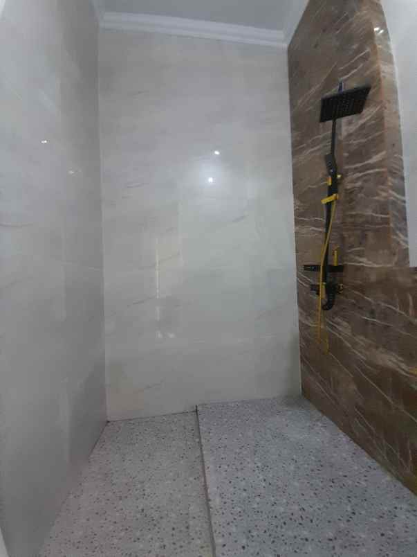 dijual rumah jl raden sanim tanah baru