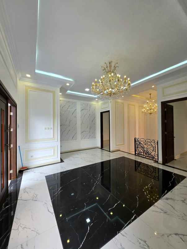 dijual rumah jl raya komplek kavling