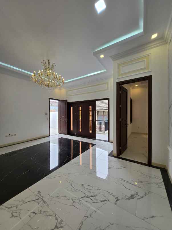 dijual rumah jl raya komplek kavling