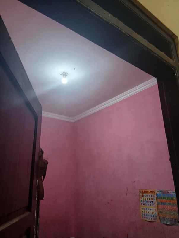 dijual rumah jl raya untung suropati