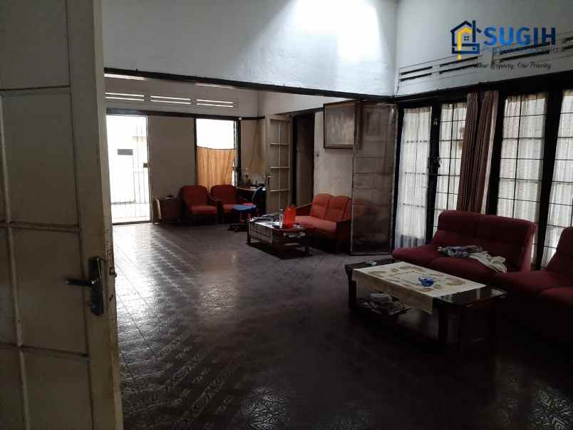 dijual rumah jl sumbawa merdeka sumur
