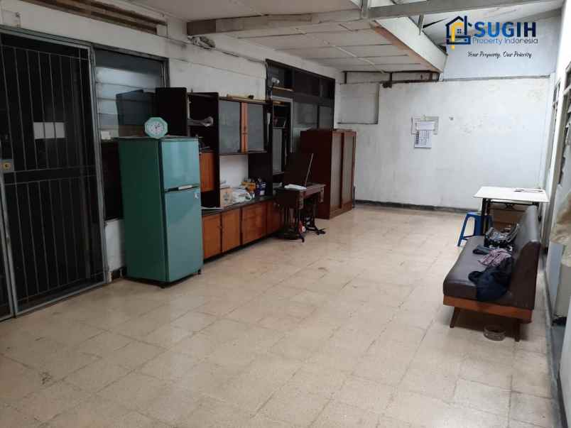 dijual rumah jl sumbawa merdeka sumur