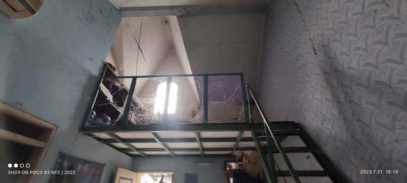 dijual rumah jl taman victori sentul