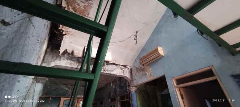 dijual rumah jl taman victori sentul