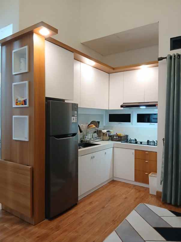 dijual rumah jl wates km 10