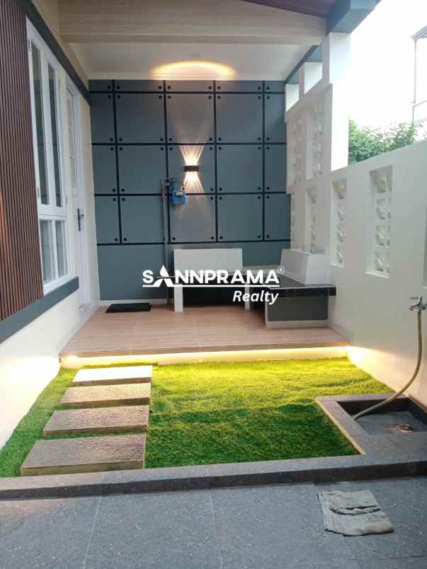 dijual rumah jln nusantara beji depok