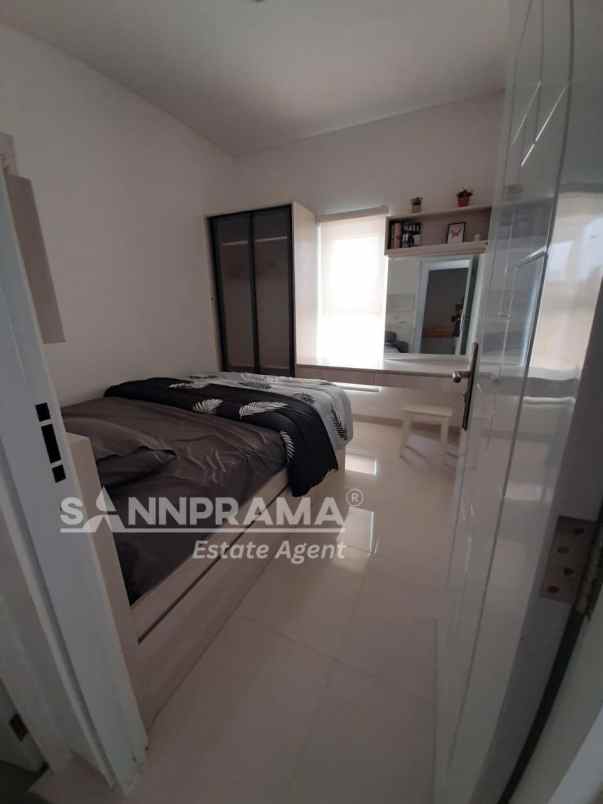 dijual rumah jln rya parung bogor