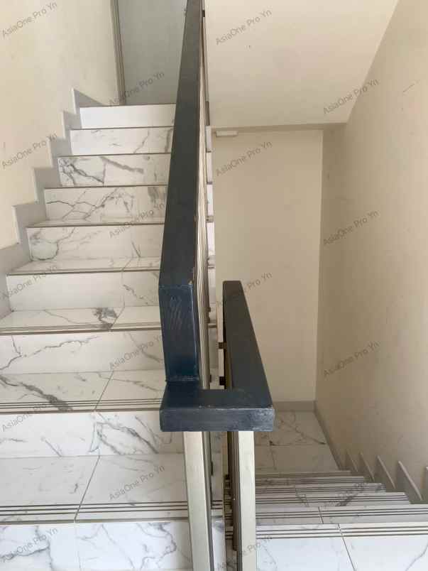 dijual rumah jln semayang cluster