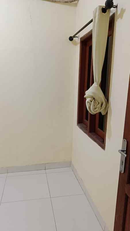 dijual rumah jurangmangu timur