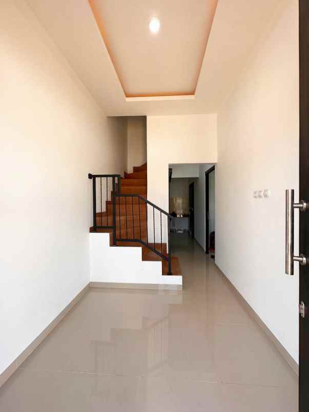 dijual rumah kalisari pasar rebo