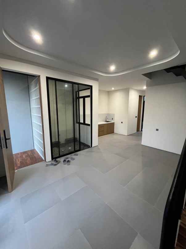 dijual rumah kanso house klampis semolo