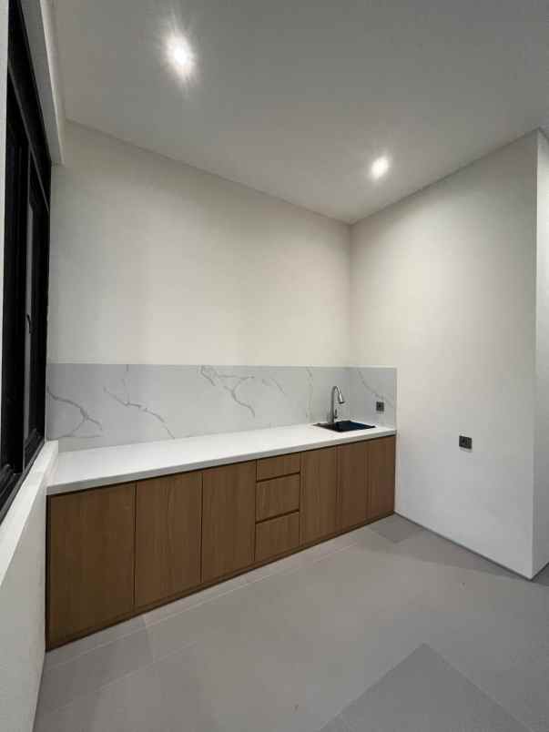 dijual rumah kanso house klampis semolo